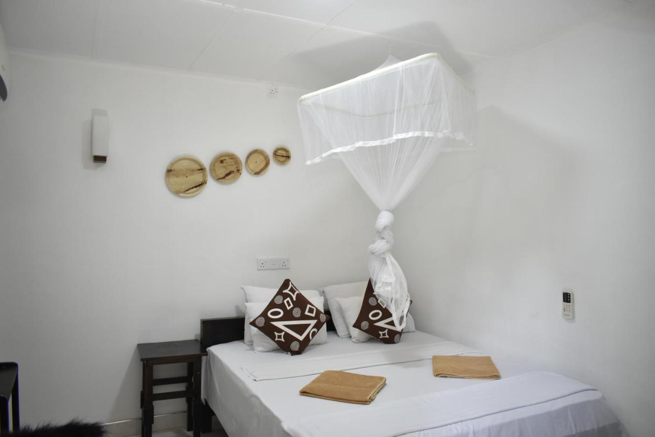 Sigiri Rock Side Home Stay Sigirîya Extérieur photo