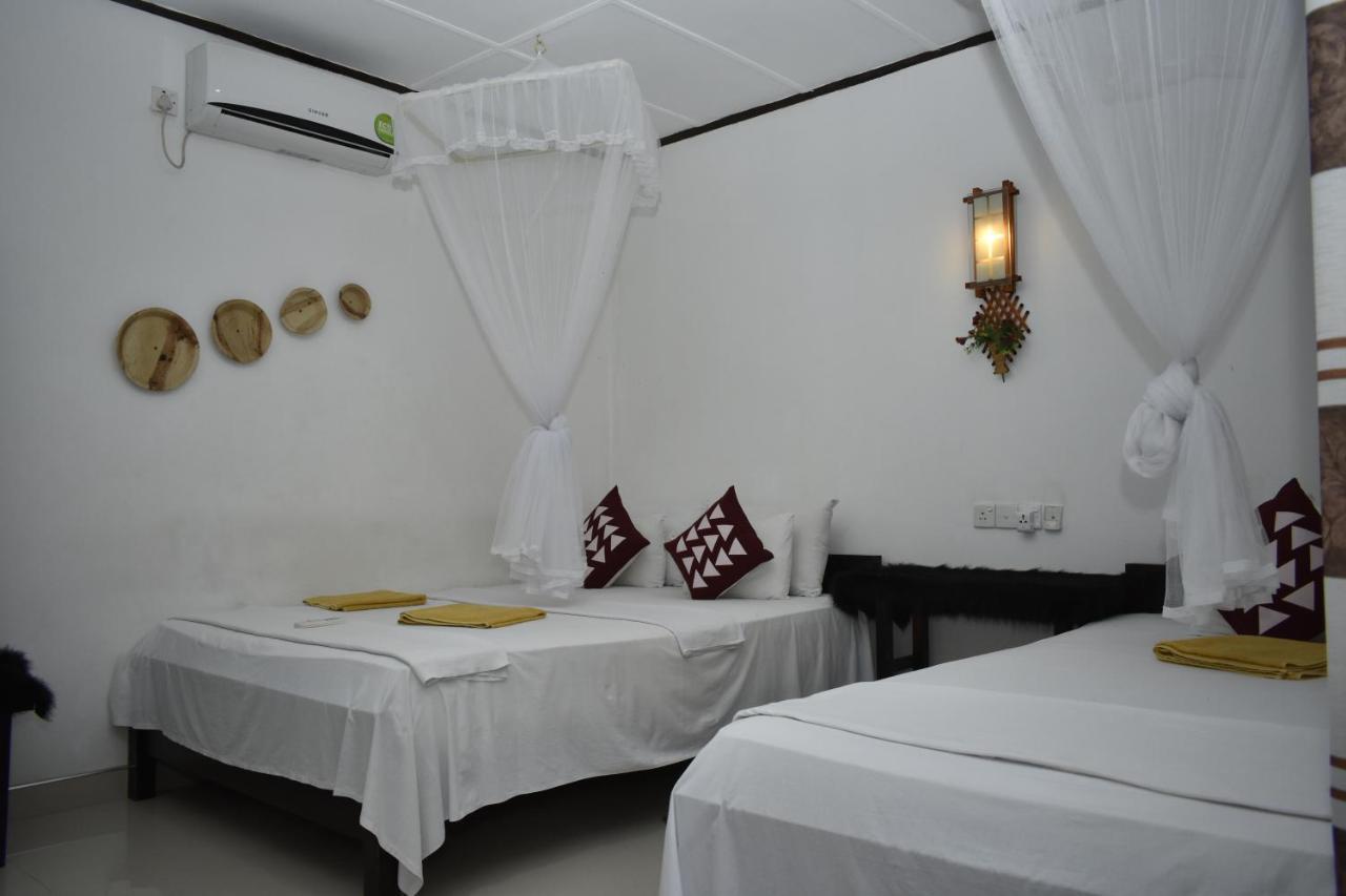 Sigiri Rock Side Home Stay Sigirîya Extérieur photo