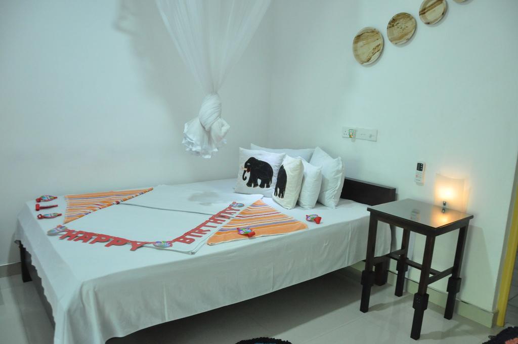 Sigiri Rock Side Home Stay Sigirîya Extérieur photo